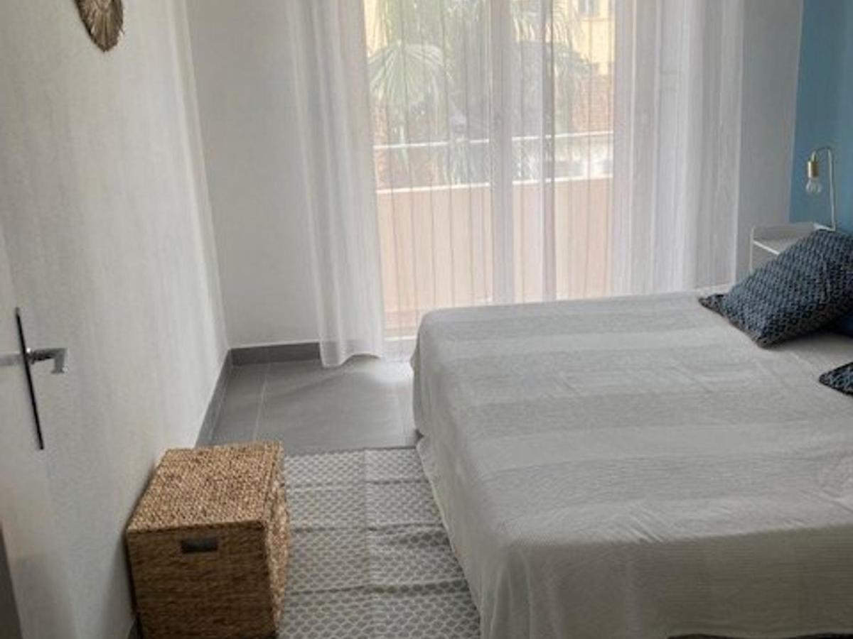 לה לבאנדו Bel Appartement Au Lavandou Avec Terrasse Et Vue Mer - Fr-1-308-167 מראה חיצוני תמונה